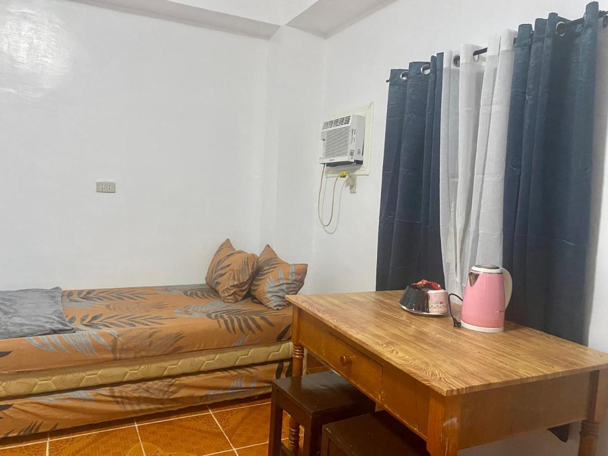 אלמינוס Alona'S Traditional Filipino Home Near 100 Islands Wharf מראה חיצוני תמונה