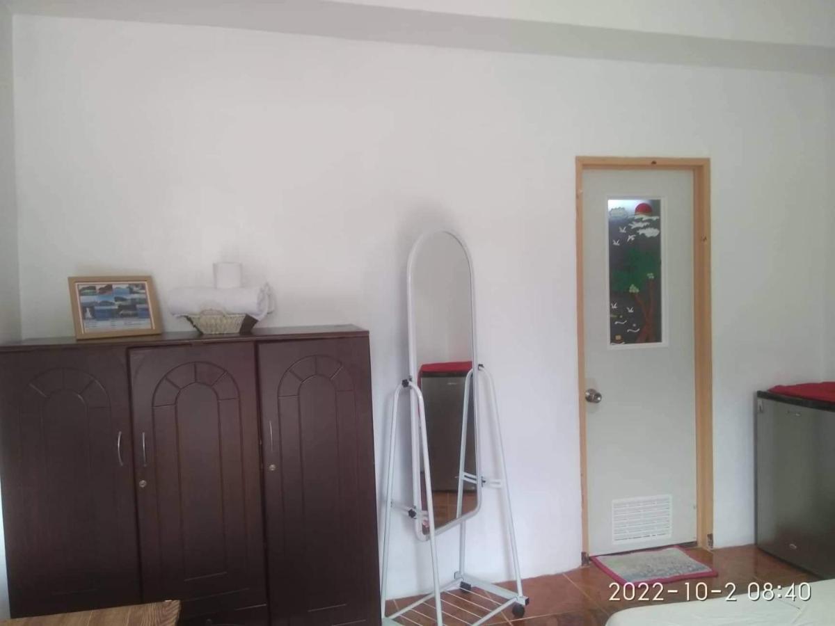 אלמינוס Alona'S Traditional Filipino Home Near 100 Islands Wharf מראה חיצוני תמונה